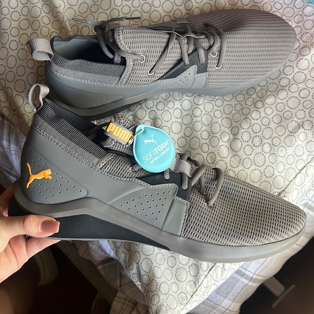 Men’s Puma Emergence Future Sneakers Size 13